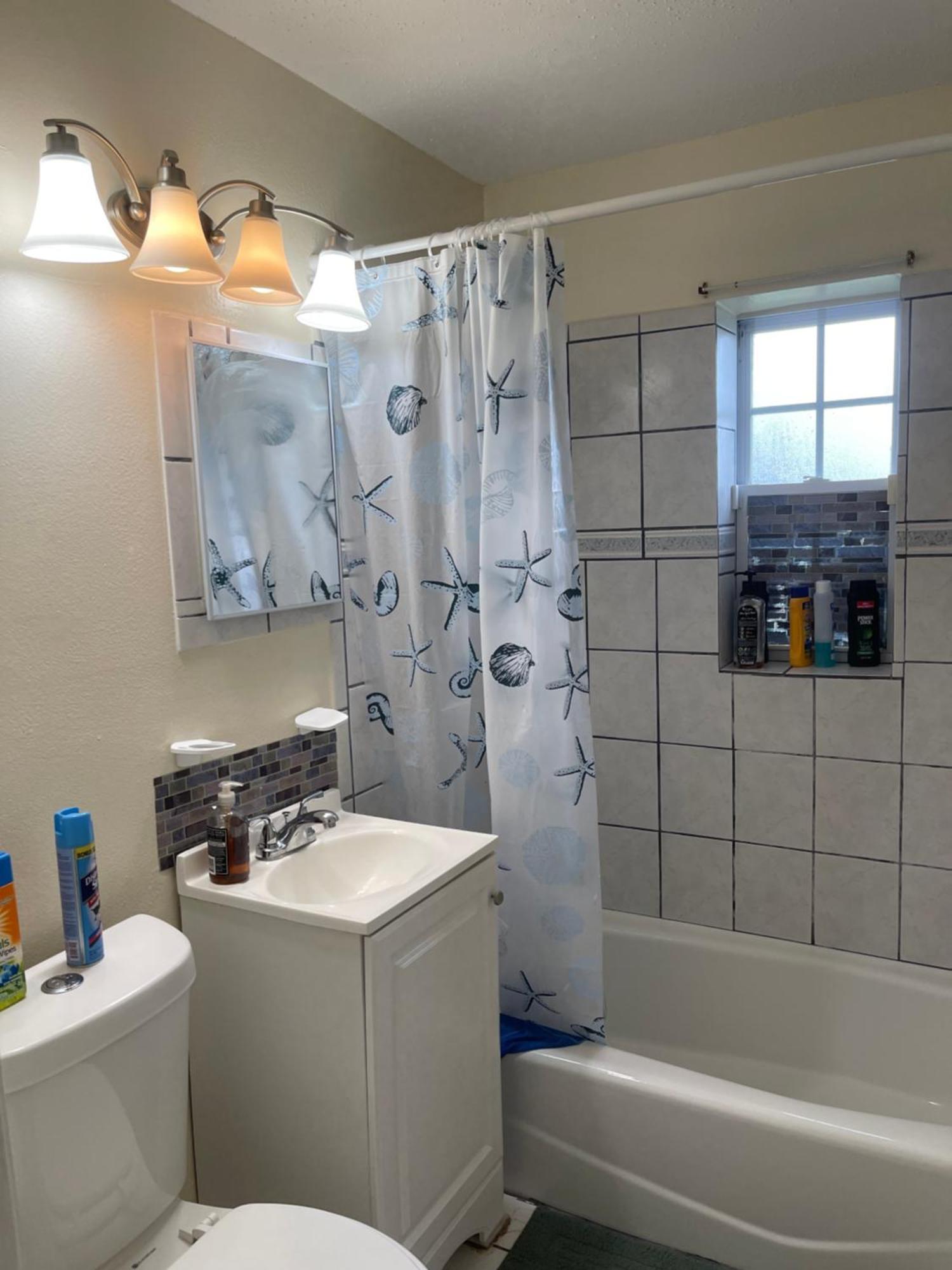 Private Queen Bedroom C Shared Common Spaces Fort Pierce Luaran gambar